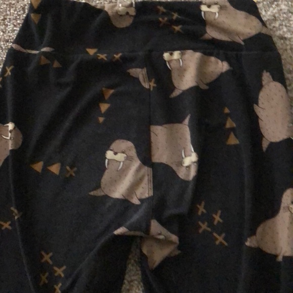LuLaRoe leggings - Picture 1 of 2